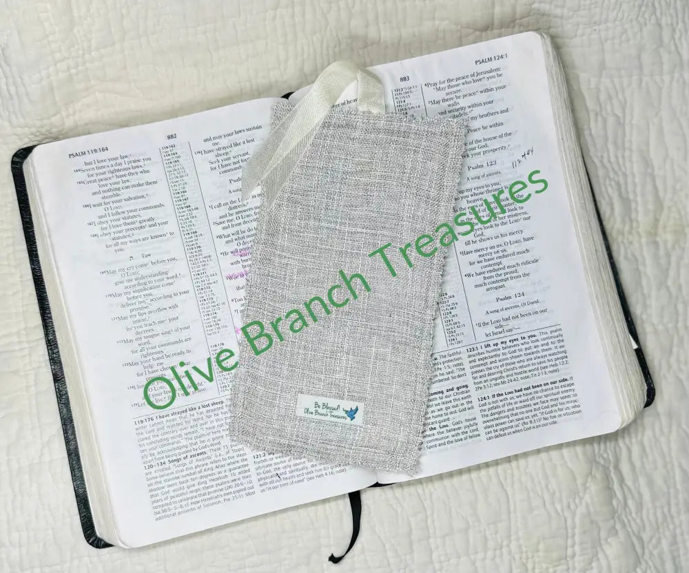 Linen Bookmark * Trust In The Lord