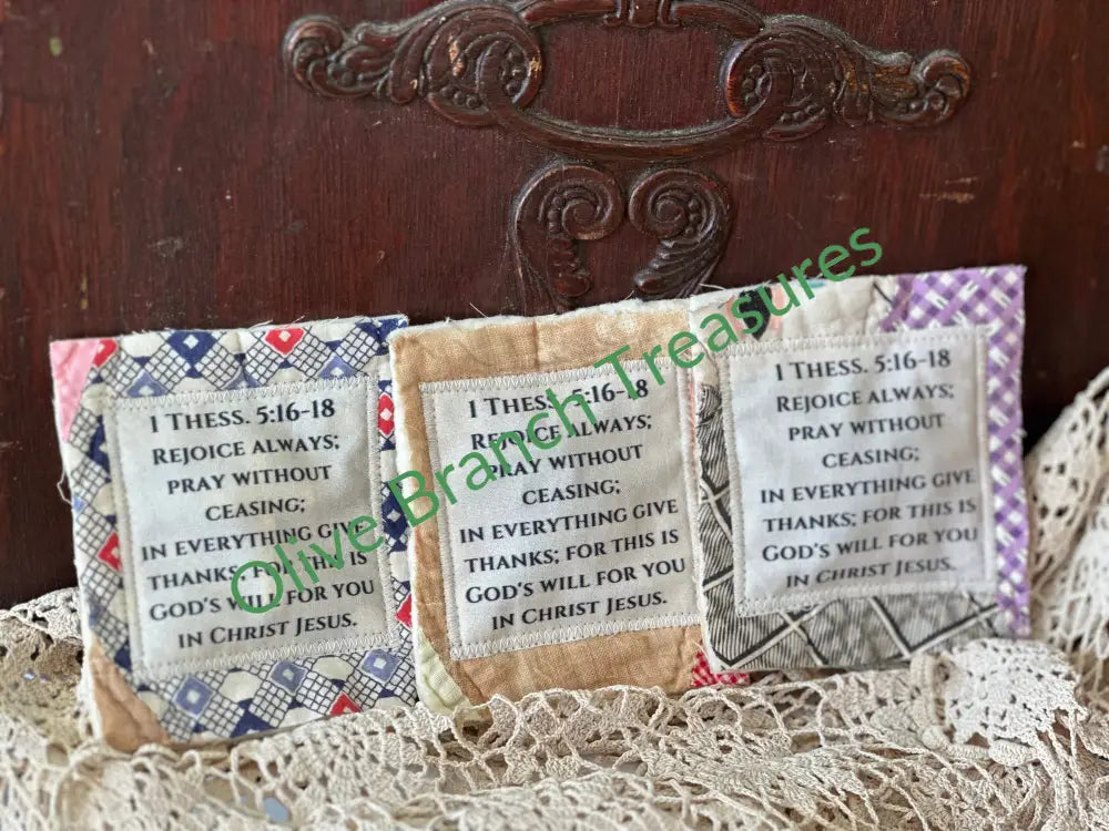 Mini Scripture Quilts * 1 Thessalonians 5:16-18 Mini Scripture Quilt