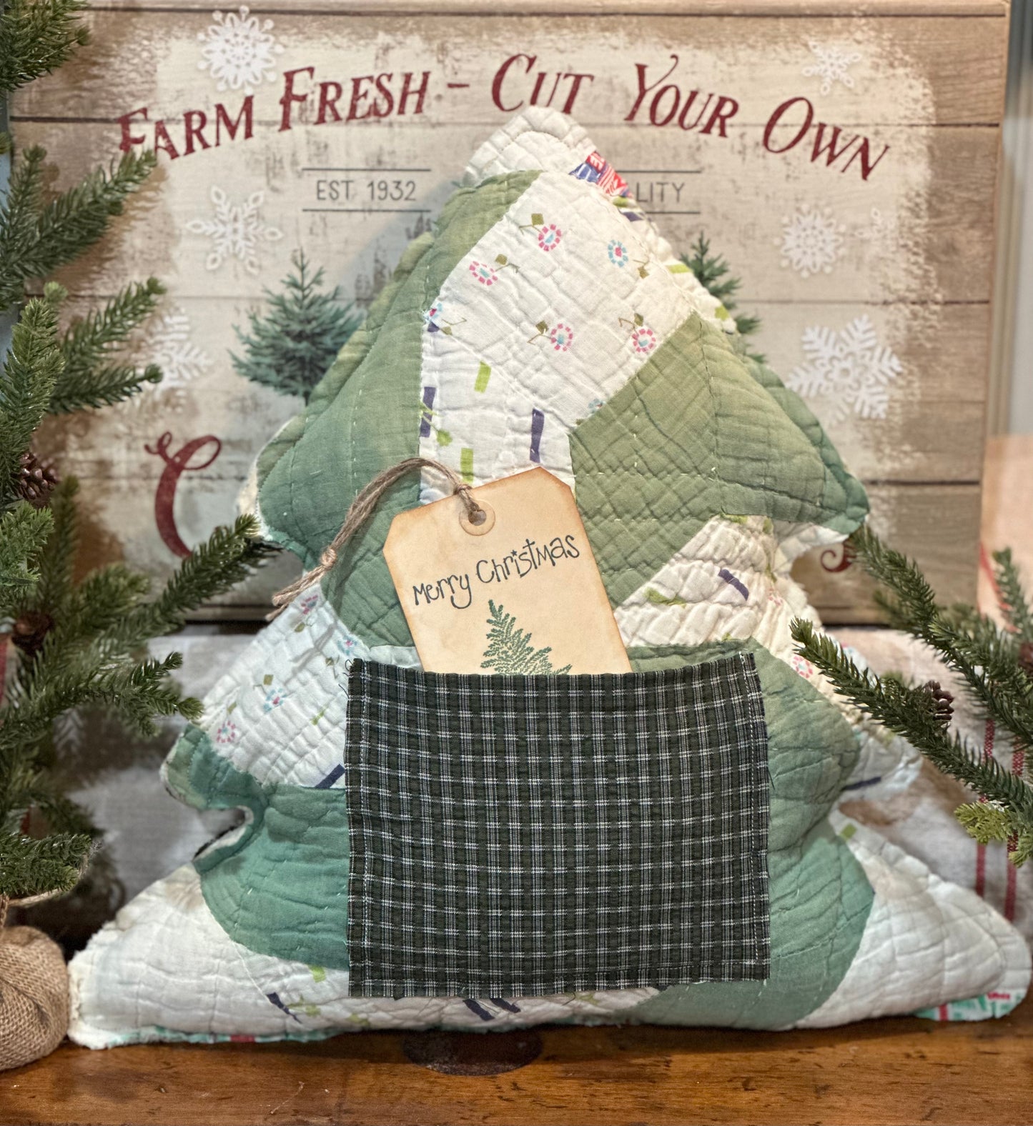 Vintage Quilt Christmas Tree Pillow with Pocket