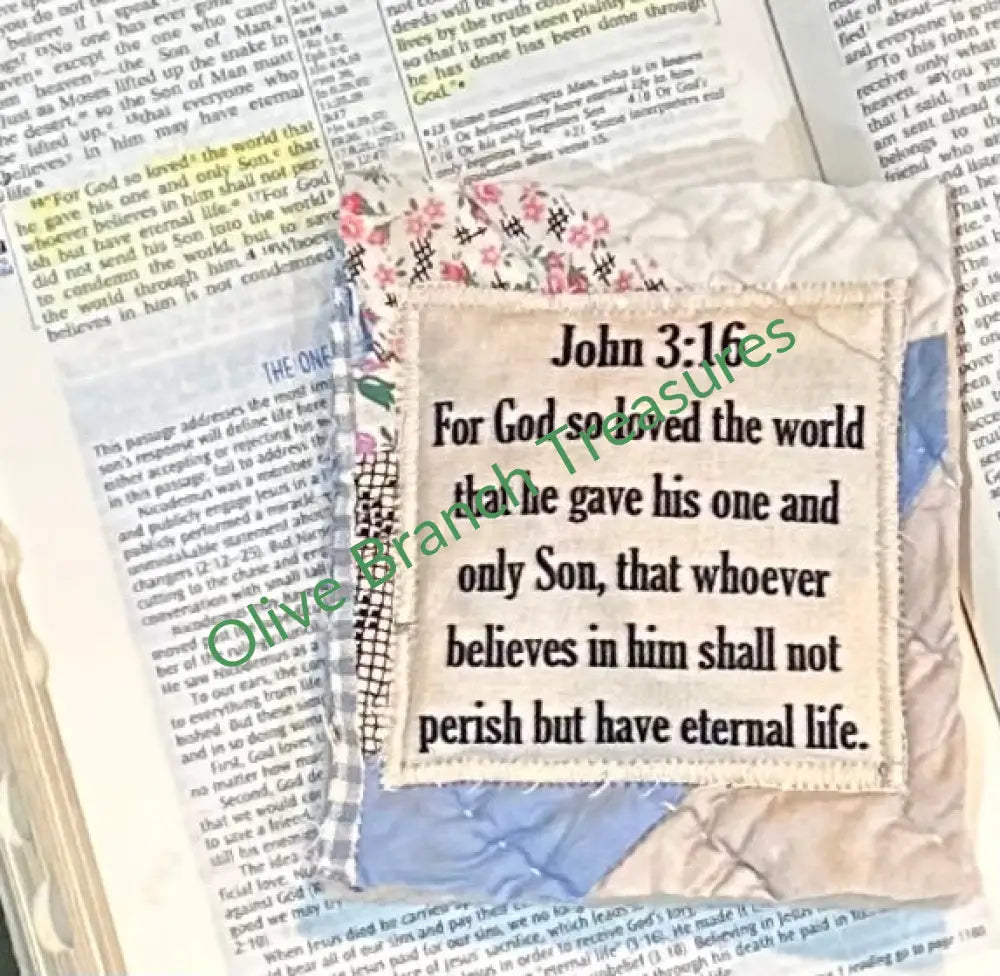Mini Scripture Quilts * John 3:16 Mini Scripture Quilt