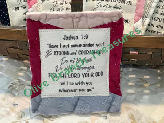 Mini Scripture Quilts * Joshua 1:9 Mini Scripture Quilt