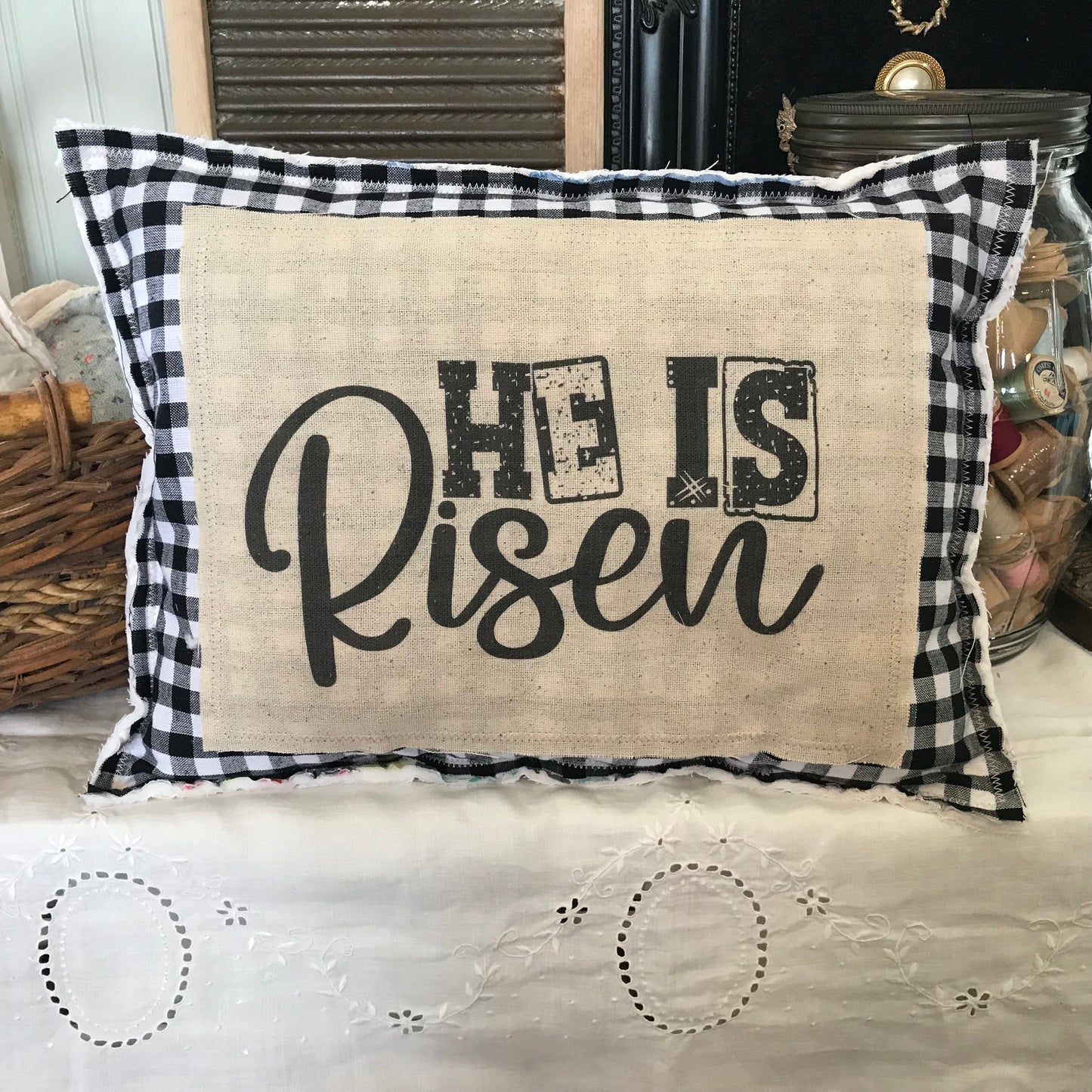 Pillow * He is Risen